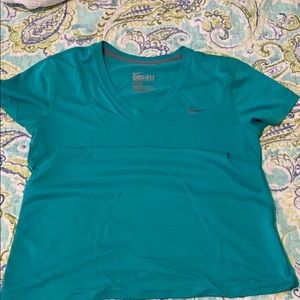 Women’s Nike dri fit tshirt